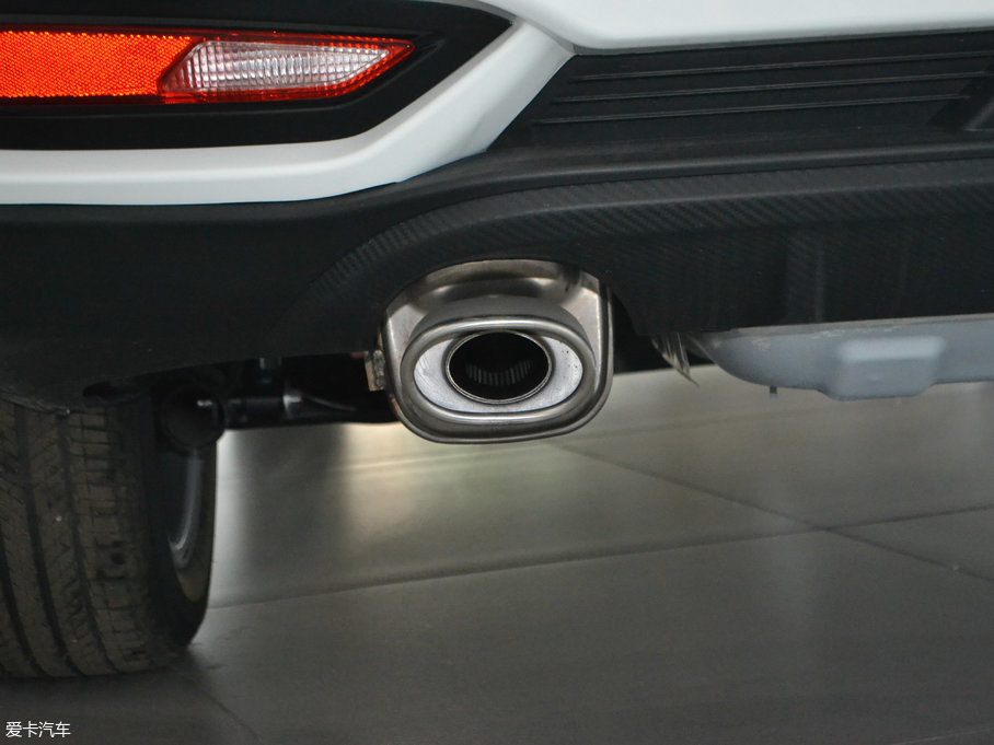 2017(yu)6 SUV Ŀ 1.6T Ԅ(dng)r(sh)