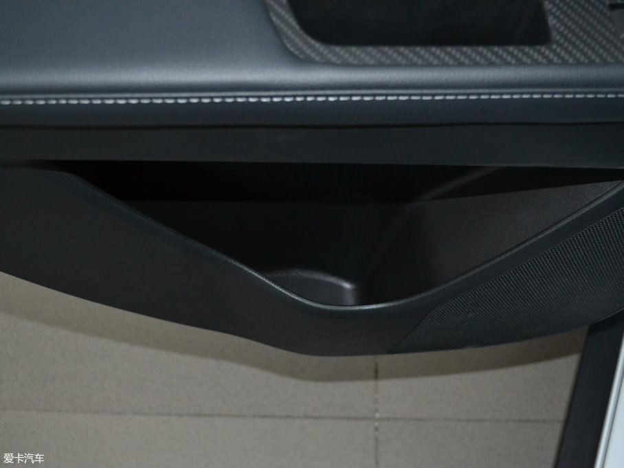 2017(yu)6 SUV Ŀ 1.6T Ԅӕr