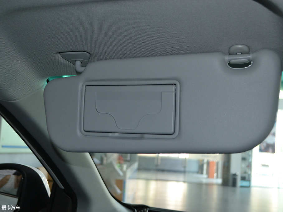 2017(yu)6 SUV Ŀ 1.6T Ԅ(dng)r(sh)