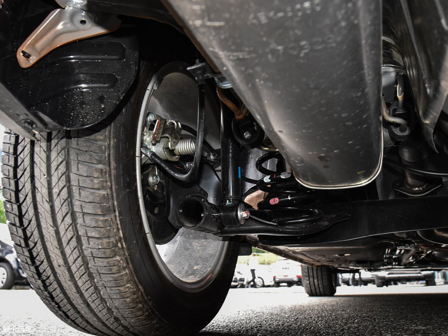 2017(yu)6 SUV Ŀ 1.6T Ԅӕr