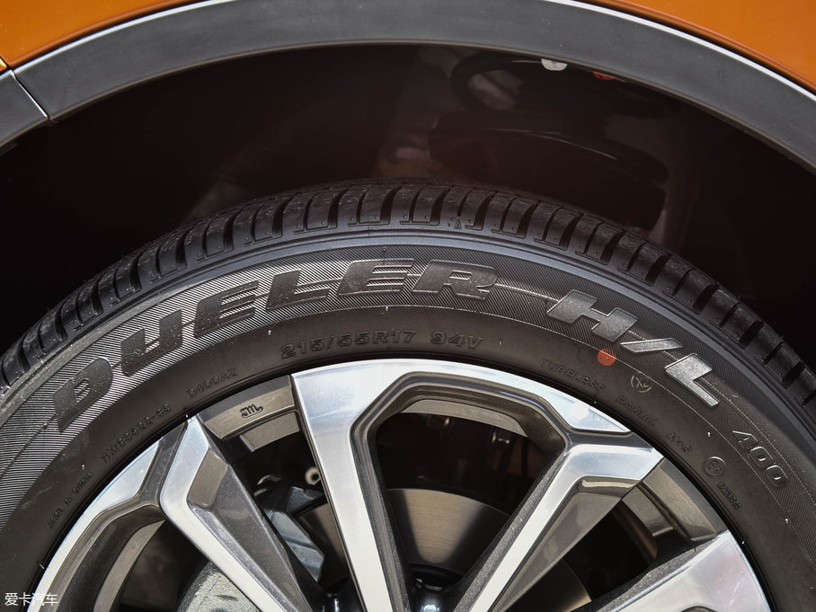 2017(yu)6 SUV Ŀ 1.6T Ԅӕr