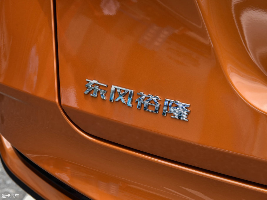 2017(yu)6 SUV Ŀ 1.6T Ԅӕr