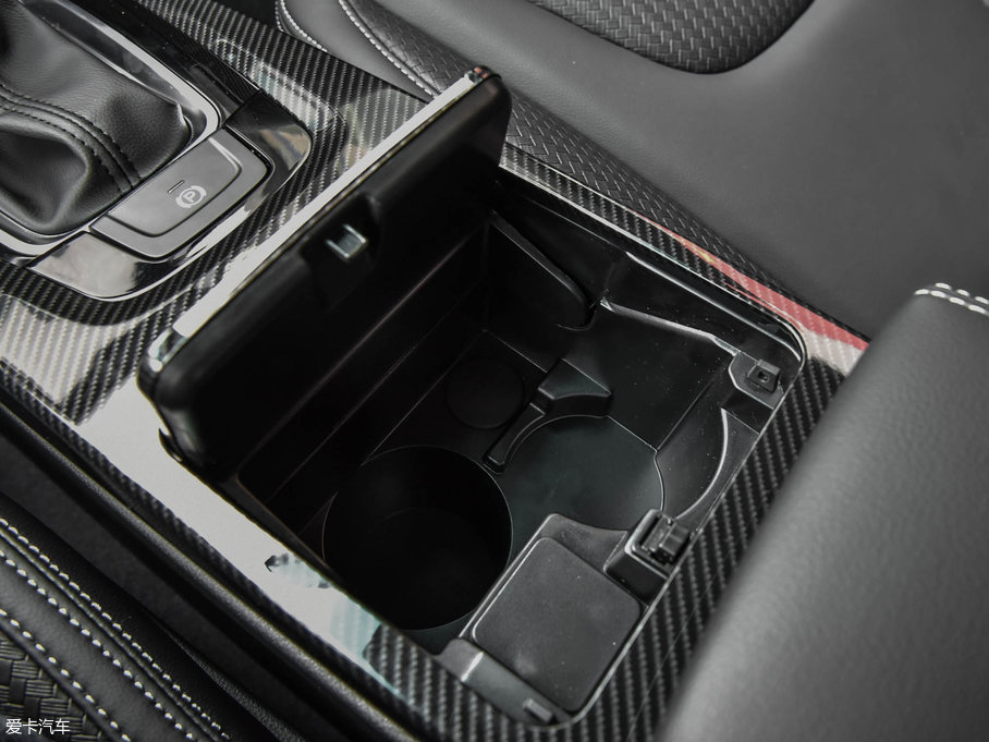 20176 SUV Ŀ 1.6T Ԅӕr