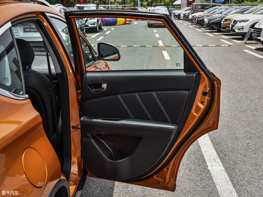 20176 SUV Ŀ 1.6T Ԅӕr