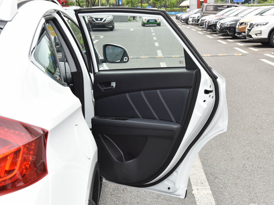 2017(yu)6 SUV Ŀ 1.8T Ԅ