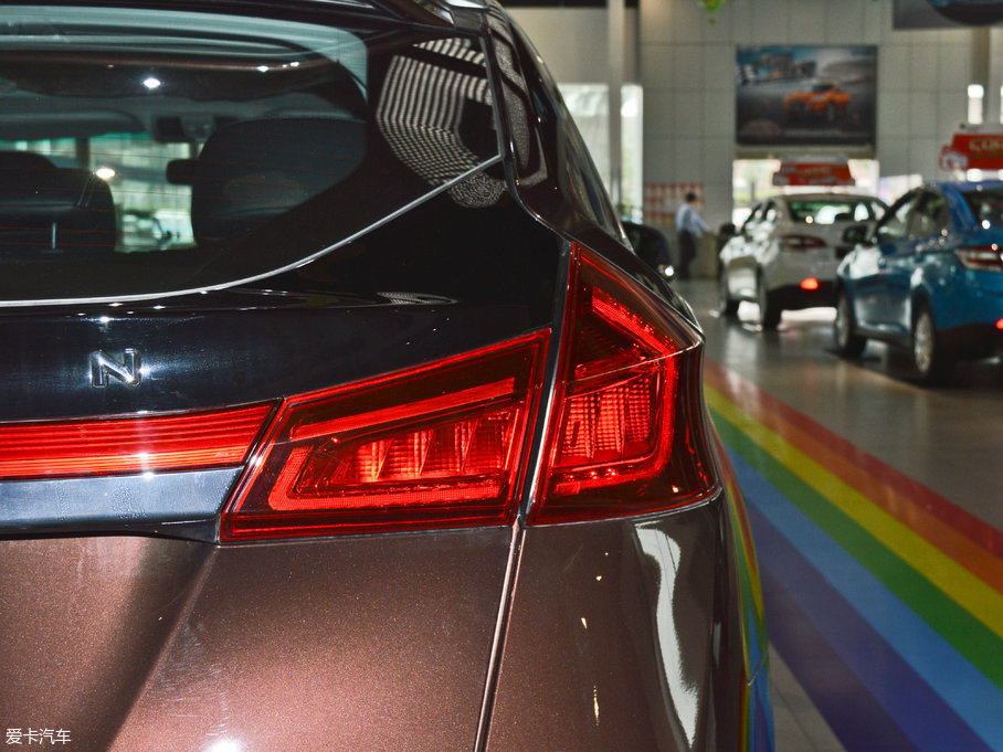 2017(yu)6 SUV Ŀ 1.8T Ԅ