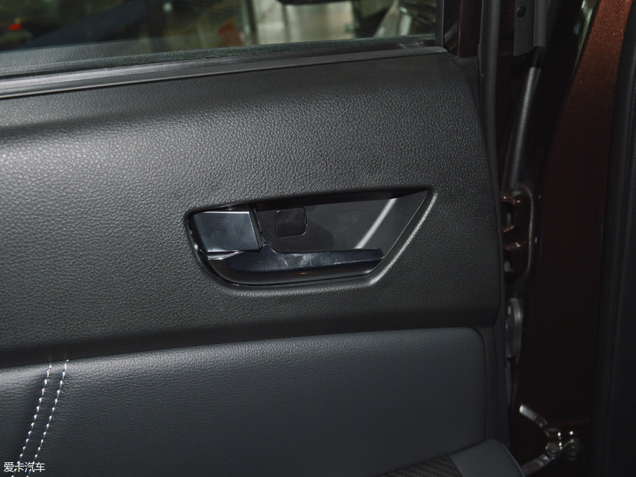 2017(yu)6 SUV Ŀ 1.8T Ԅ(dng)