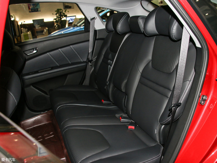 2017(yu)6 SUV Ŀ 1.6T Ԅ(dng)r(sh)