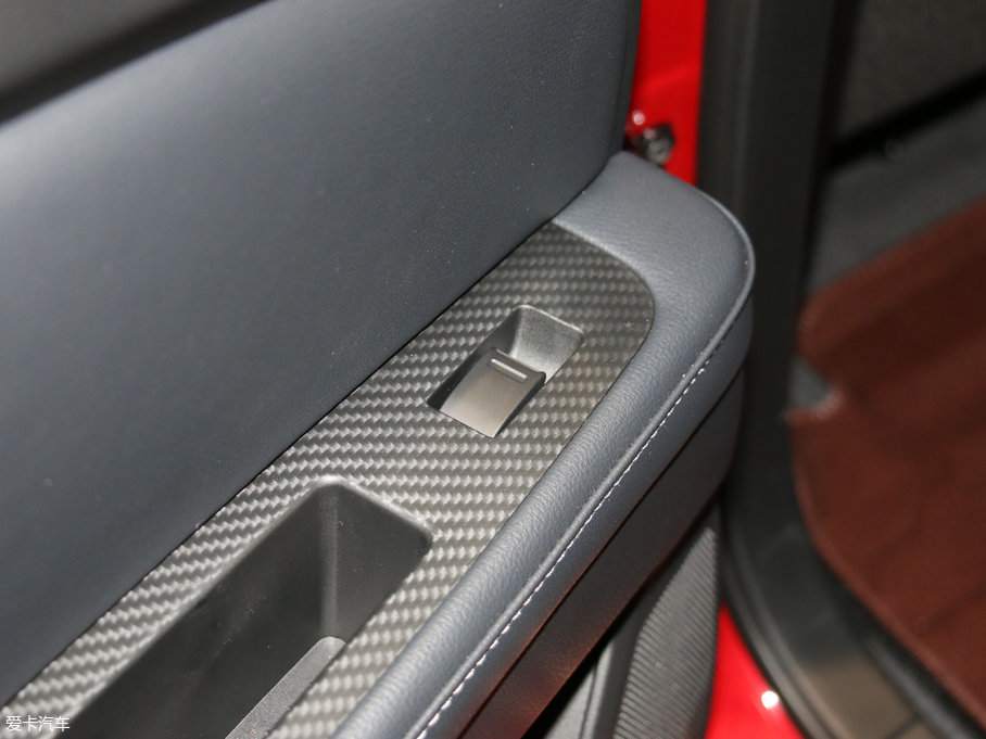 20176 SUV Ŀ 1.6T Ԅӕr