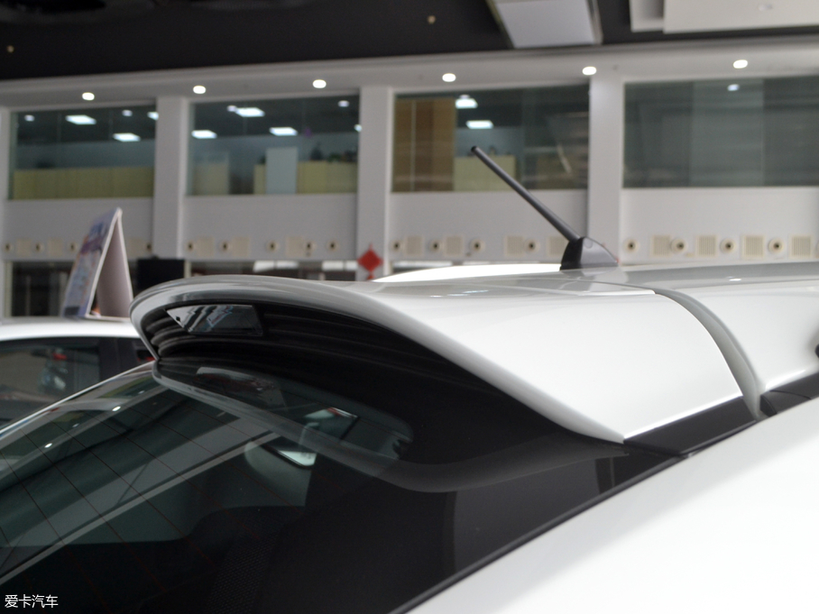 2017(yu)6 SUV 1.8T Ԅ(dng)r(sh)(j) 