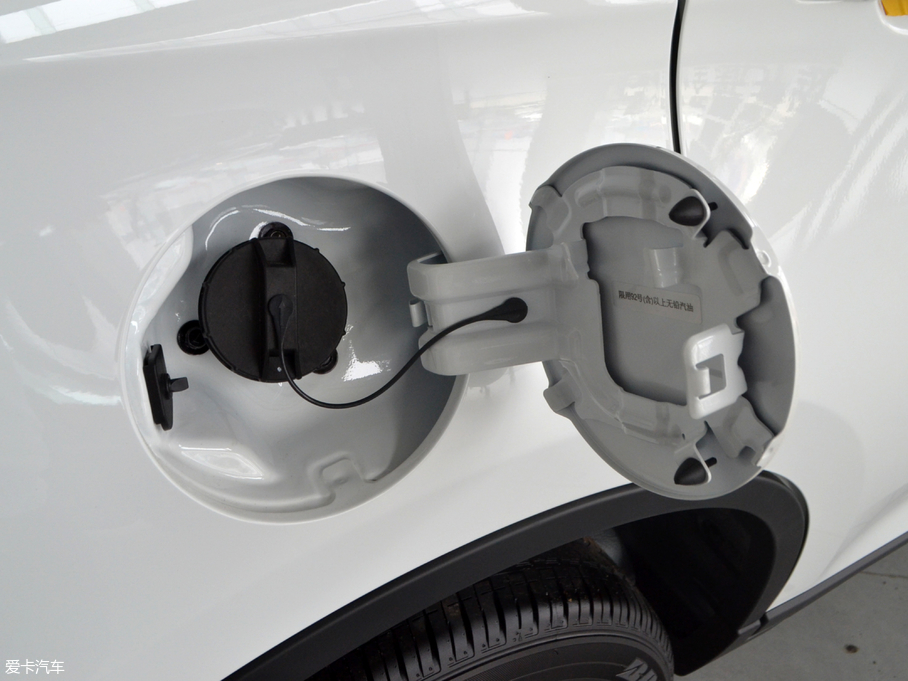 2017(yu)6 SUV 1.8T Ԅ(dng)r(sh)(j) 