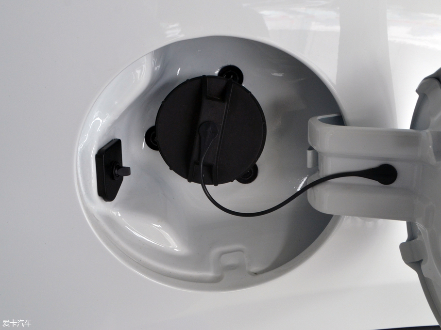 2017(yu)6 SUV 1.8T Ԅ(dng)r(sh)(j) 