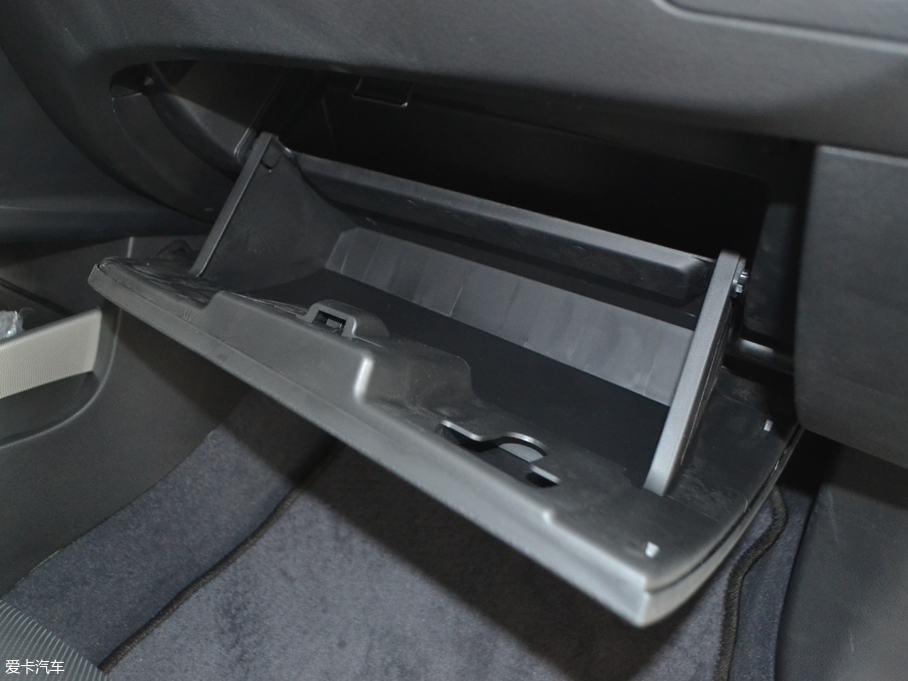 2017(yu)6 SUV 1.8T Ԅ(dng)r(sh)(j) 