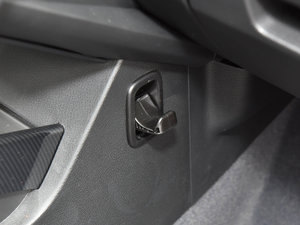 2017Ŀ 1.8T Ԅ(dng) g