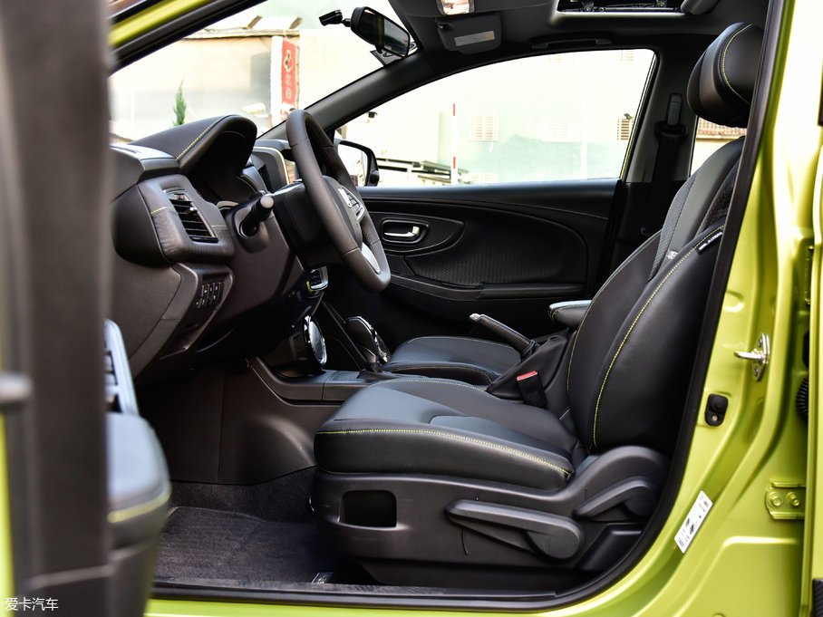 納智捷2017款U5 SUV