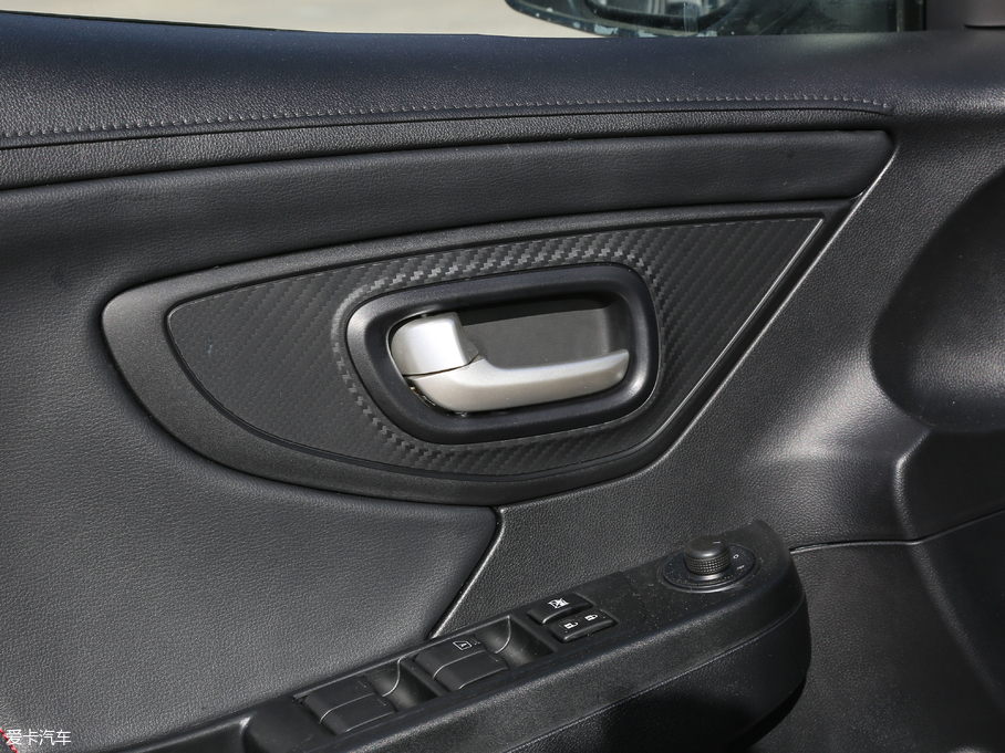 2017U5 SUV 1.6L քӾʿ