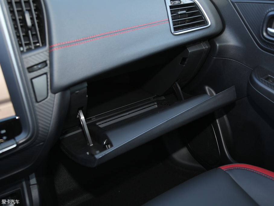 2017U5 SUV 1.6L քӾʿ