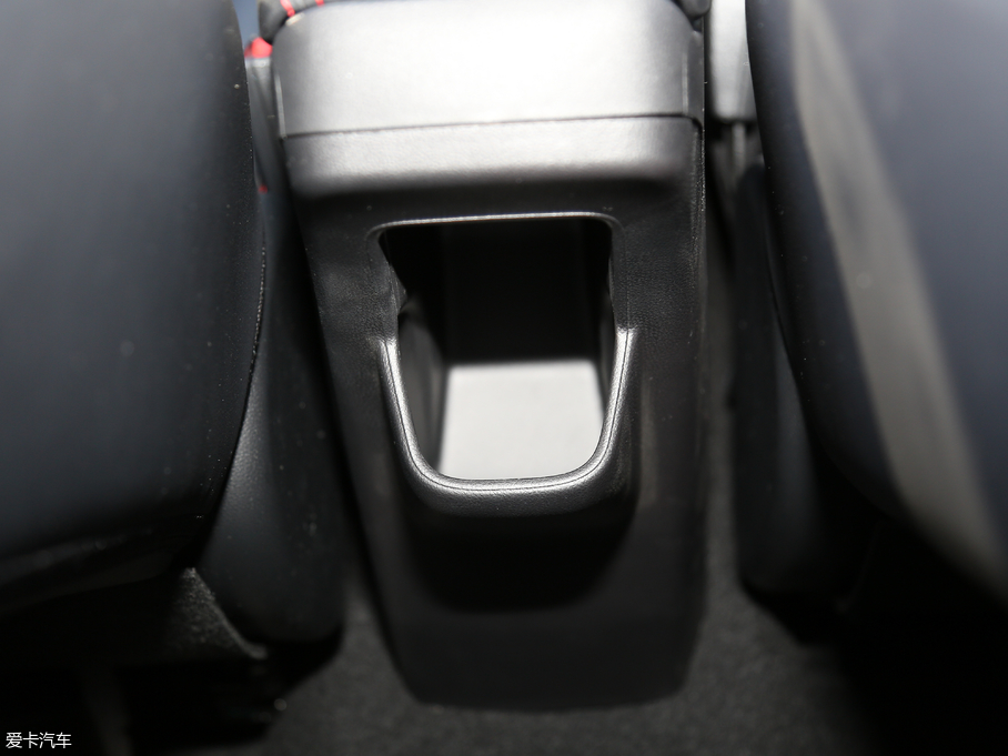 2017U5 SUV 1.6L քӾʿ