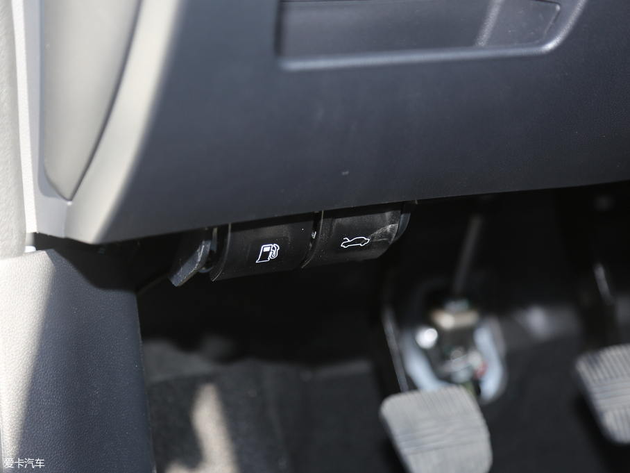 2017U5 SUV 1.6L քӾʿ