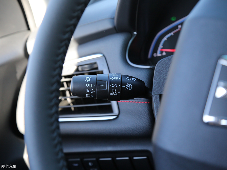 2017U5 SUV 1.6L քӾʿ