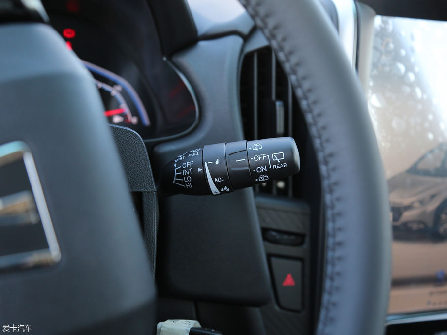 2017U5 SUV 1.6L քӾʿ