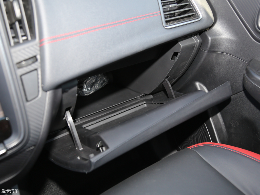 2017U5 SUV 1.6L քӾʿAR+