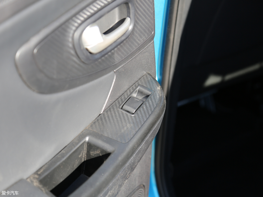 2017U5 SUV 1.6L քӾʿAR+