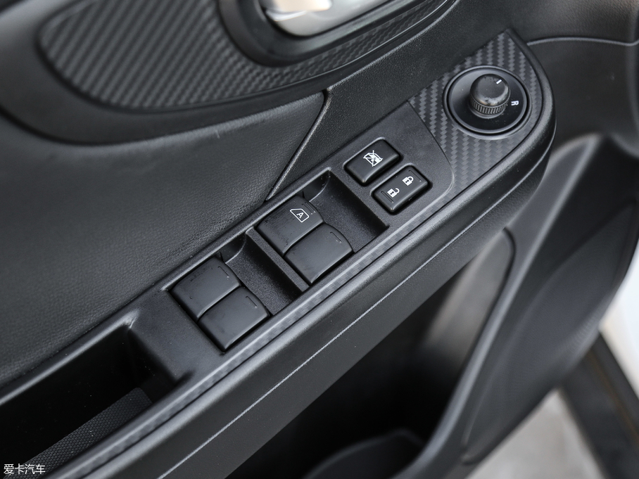 2017U5 SUV 1.6L քTʿ