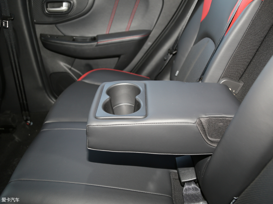 2017U5 SUV 1.6L քӾʿ