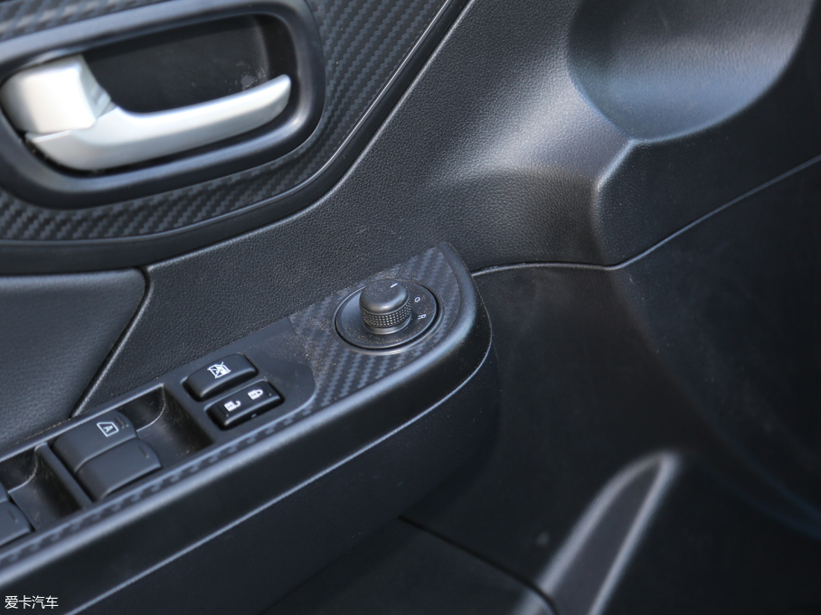 2017U5 SUV 1.6L քӾʿ