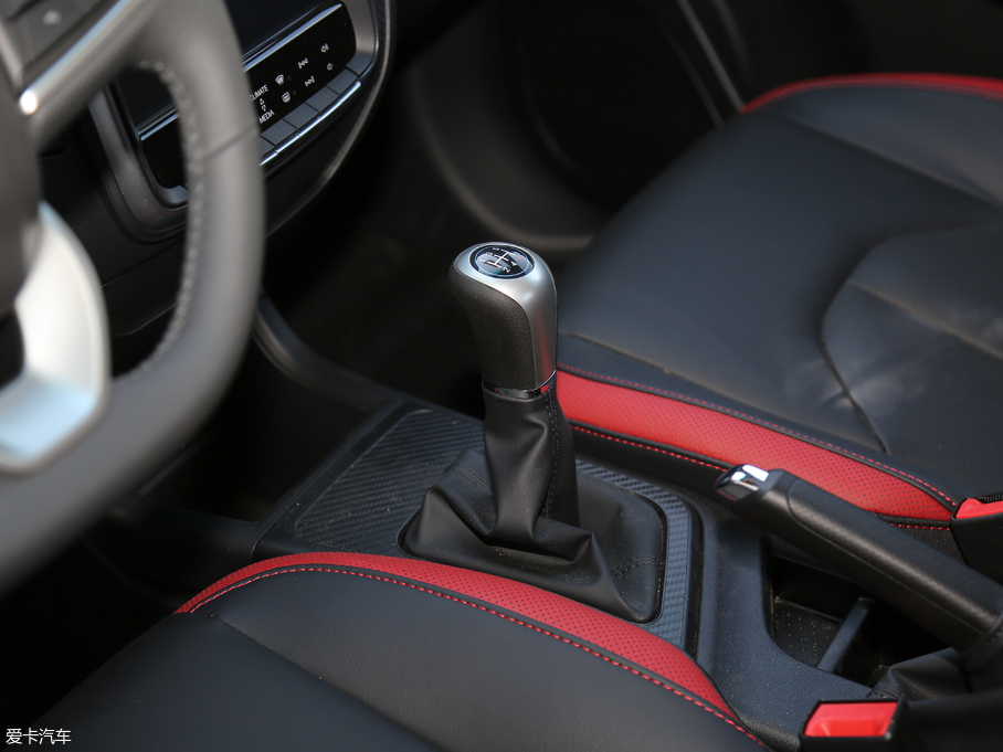 2017U5 SUV 1.6L քӾʿ