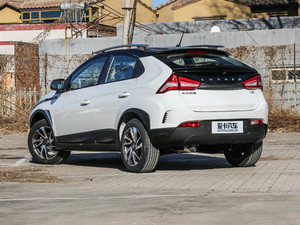 2017款1.6L 手动骑士版 左后45度