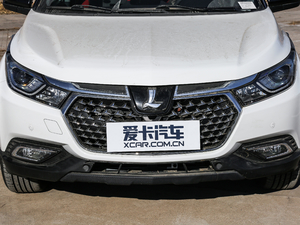 2017款1.6L CVT名士版 中网