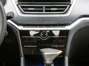 2019��1.6L CVT�ǐ��� ��V ���{(di��o)�{(di��o)��(ji��)