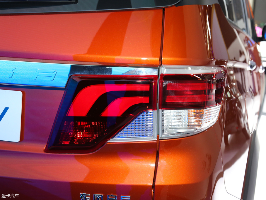 2019���M50V 1.6L CVT��Ş��