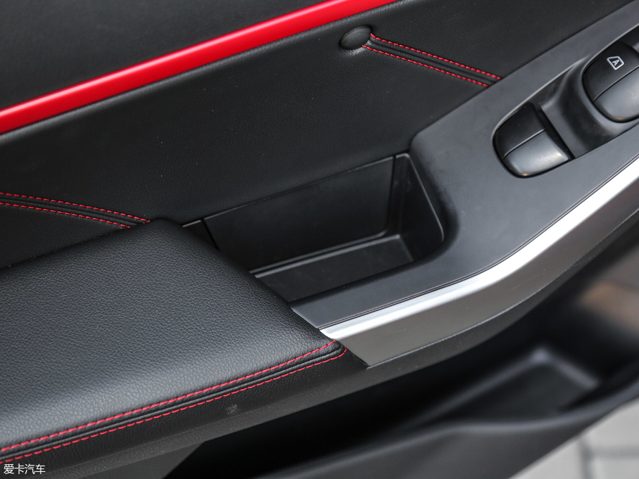 2019D60 1.6L XV CVT A棨ISS