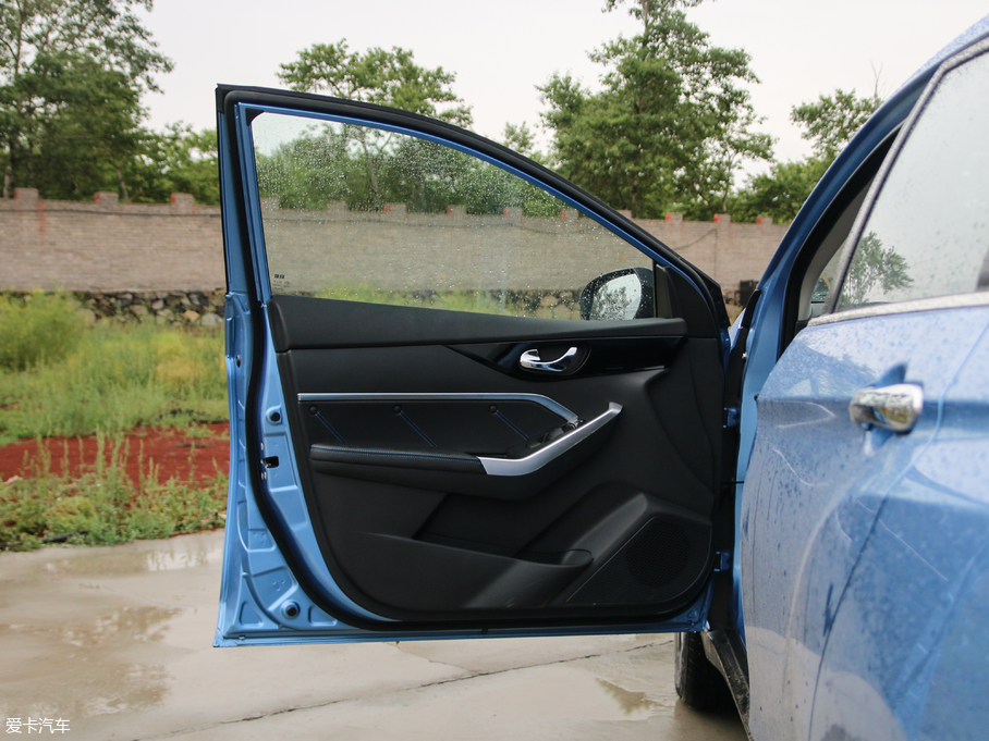 2019���D60EV ���m��������