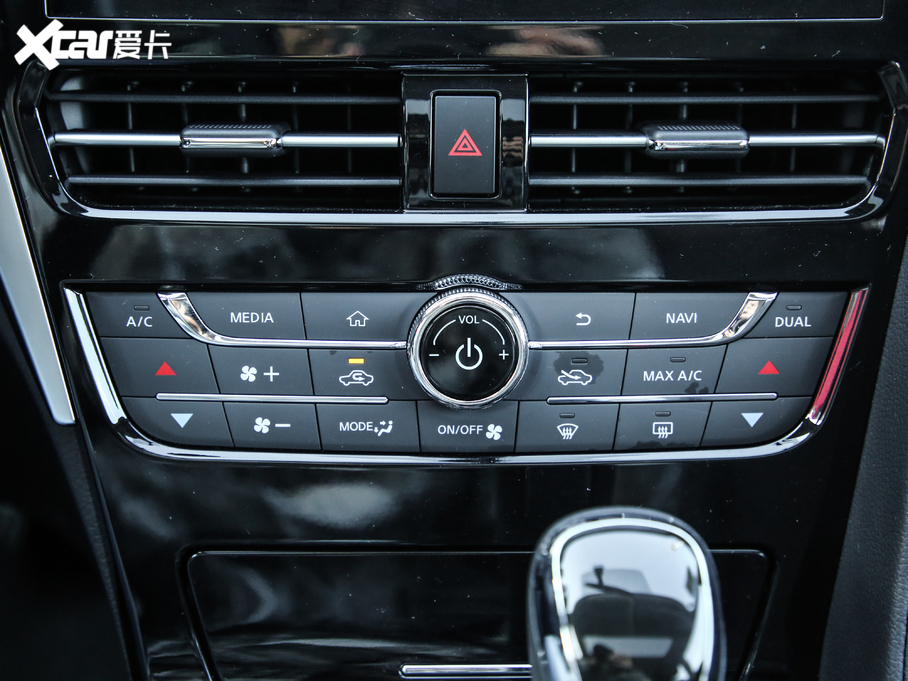 2020T70 2.0L CVTJ VI