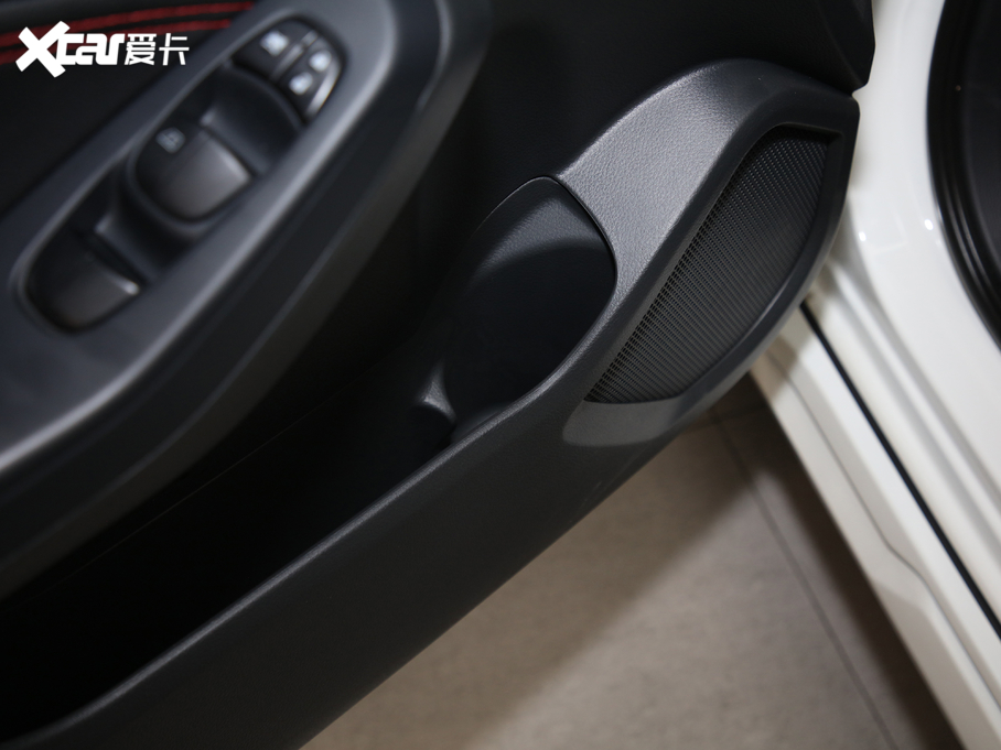 2020T70 2.0L CVT VI