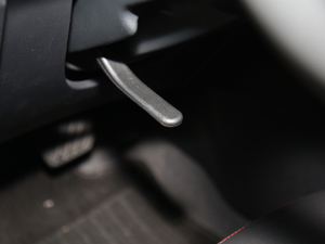 20202.0L CVT VI п؅^