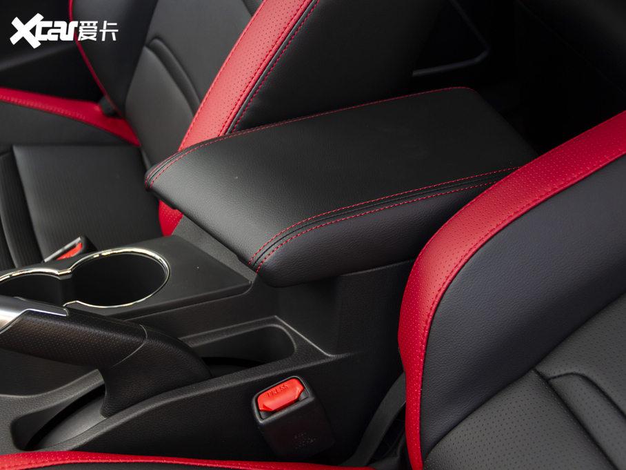 2020���T60 1.6L CVT���а� ��V