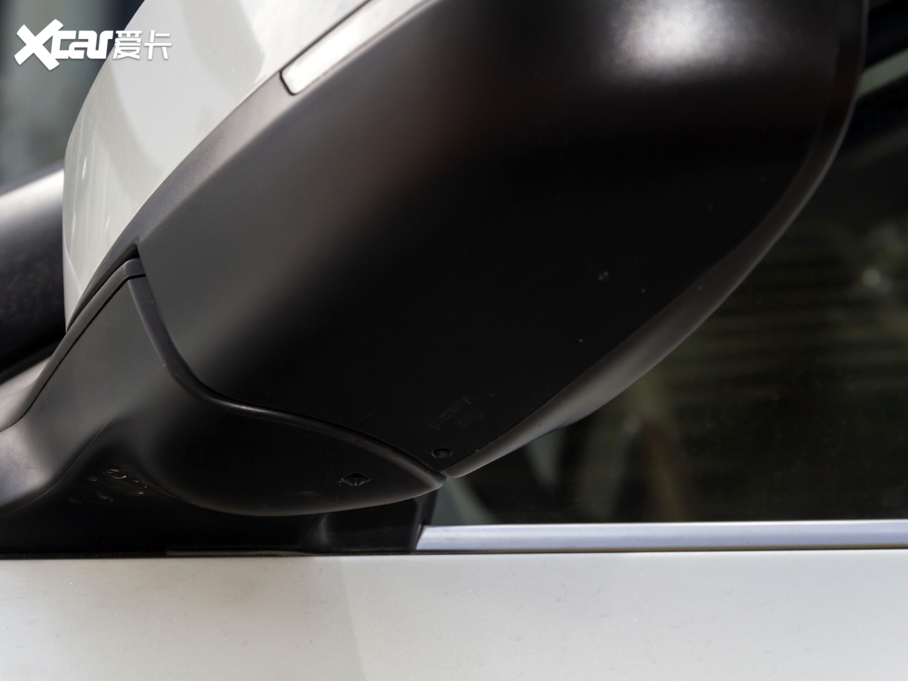 2020���T60 1.6L CVT���а� ��V