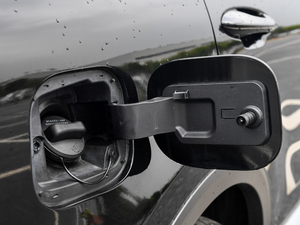 2020260T 48Vp Ԅ(dng)װ w