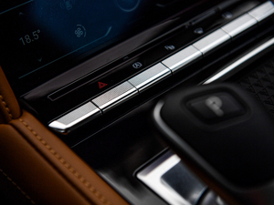 2020260T 48Vp Ԅװ п؅^