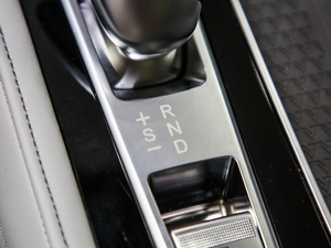 2020260T 48Vp Ԅ п؅^