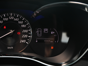 20201.6L XE CVTM п؅^