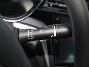 20201.6L XE CVTM п؅^