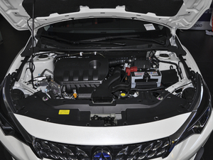 20201.6L XL CVT  lәC