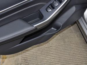 2021PLUS 1.6L CVTI ǰTg