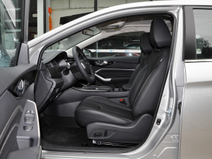 2021PLUS 1.6L CVTI ǰſg